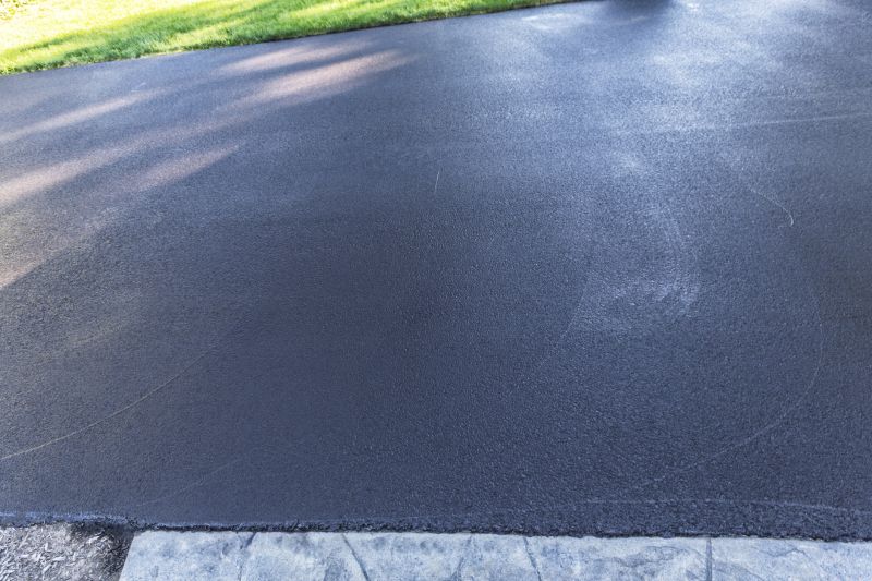 Blacktop Driveway Service