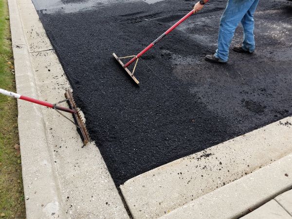 Cost of Asphalt Driveway Service in Charlotte